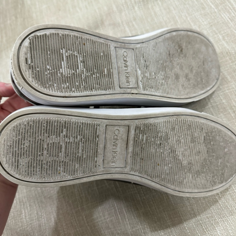 Calvin Klein Black and White Casual Sneakers Size 10 - Picture 6 of 8